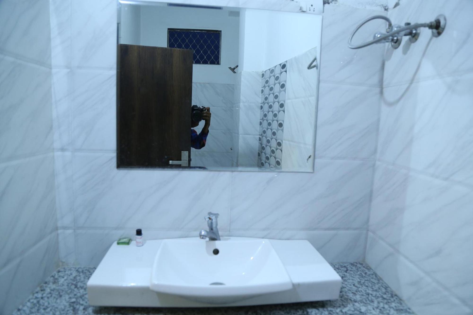 Hotel Krishna Palace Udajpur Exteriér fotografie