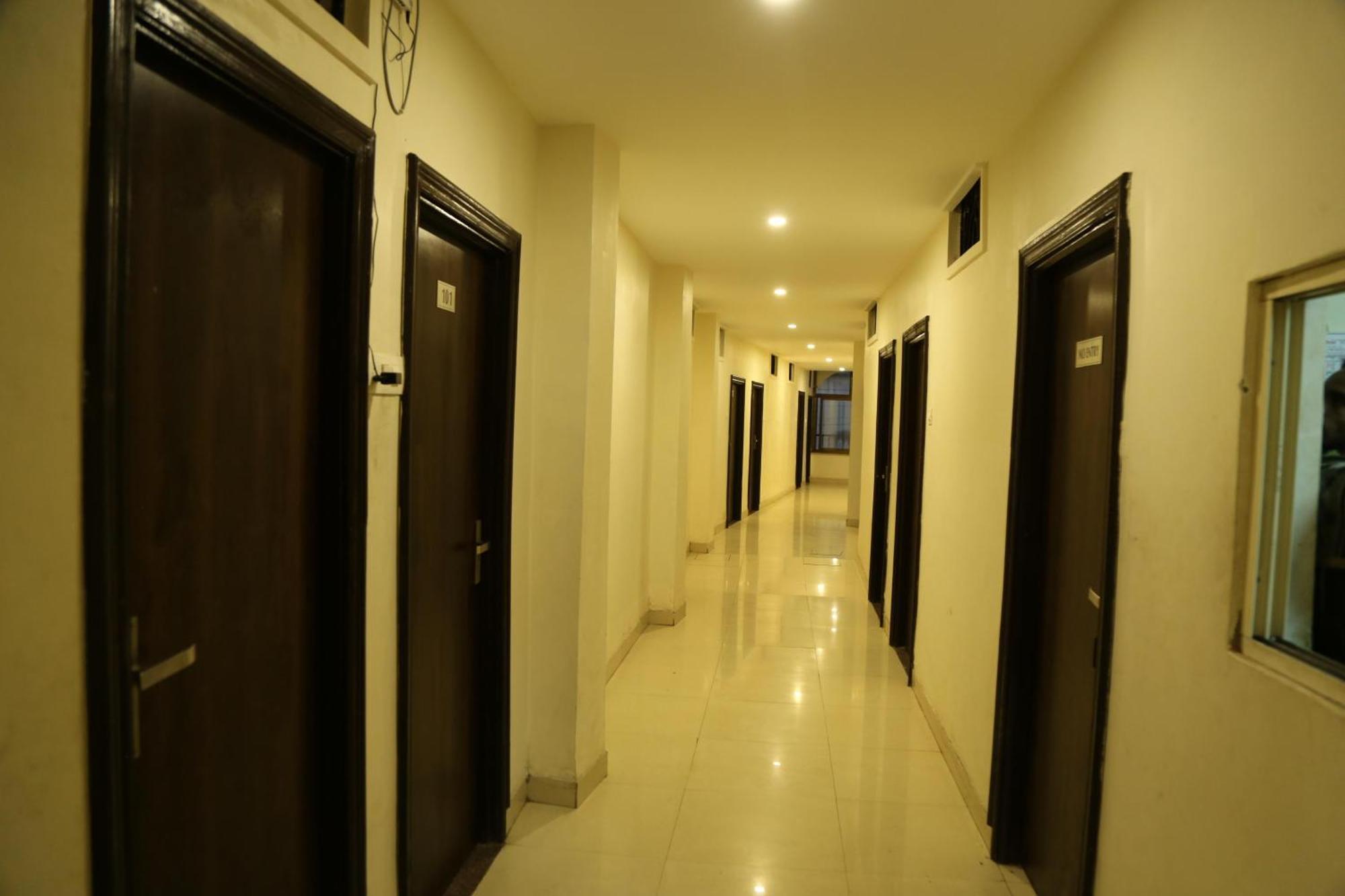 Hotel Krishna Palace Udajpur Exteriér fotografie