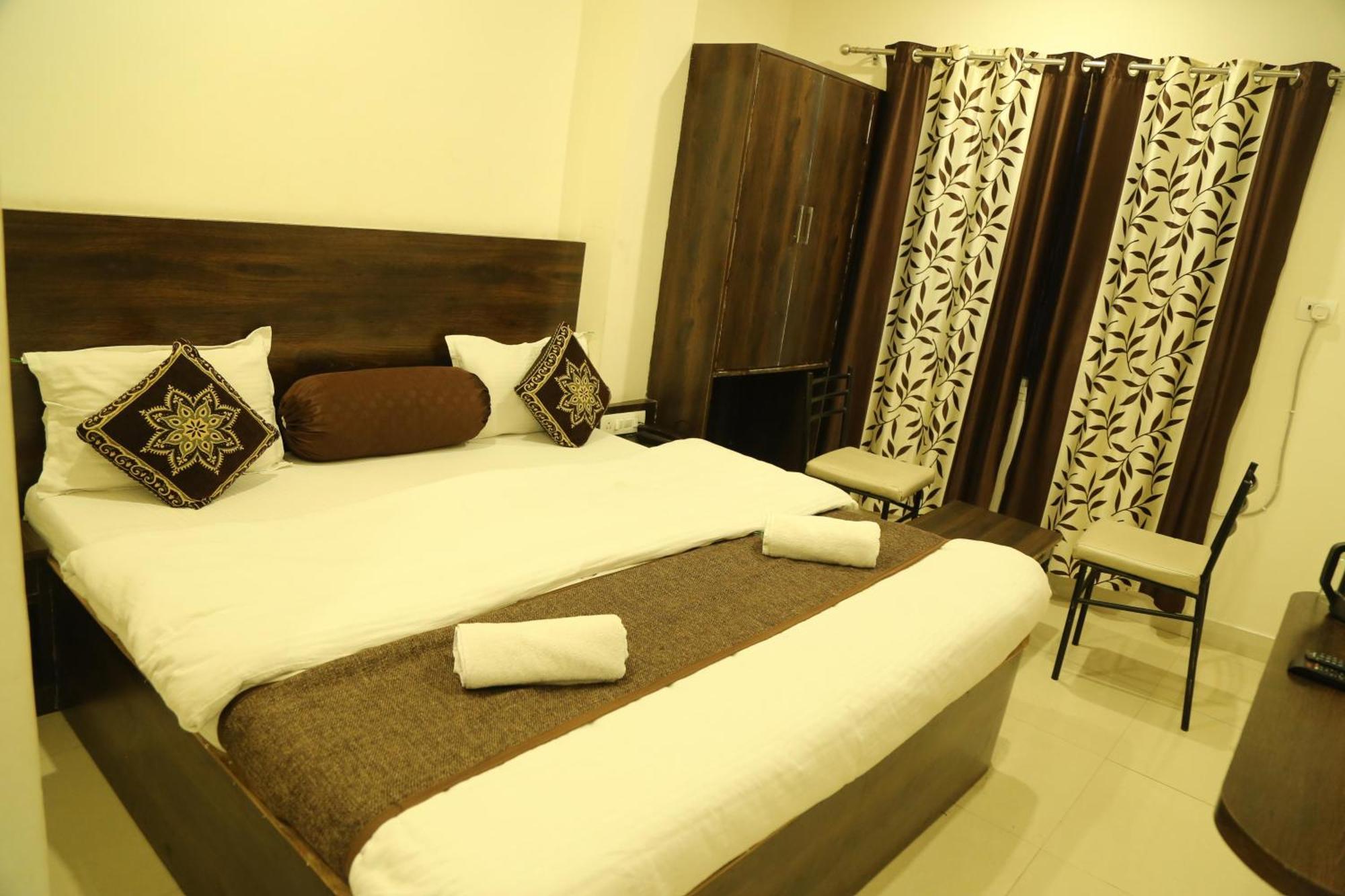 Hotel Krishna Palace Udajpur Exteriér fotografie
