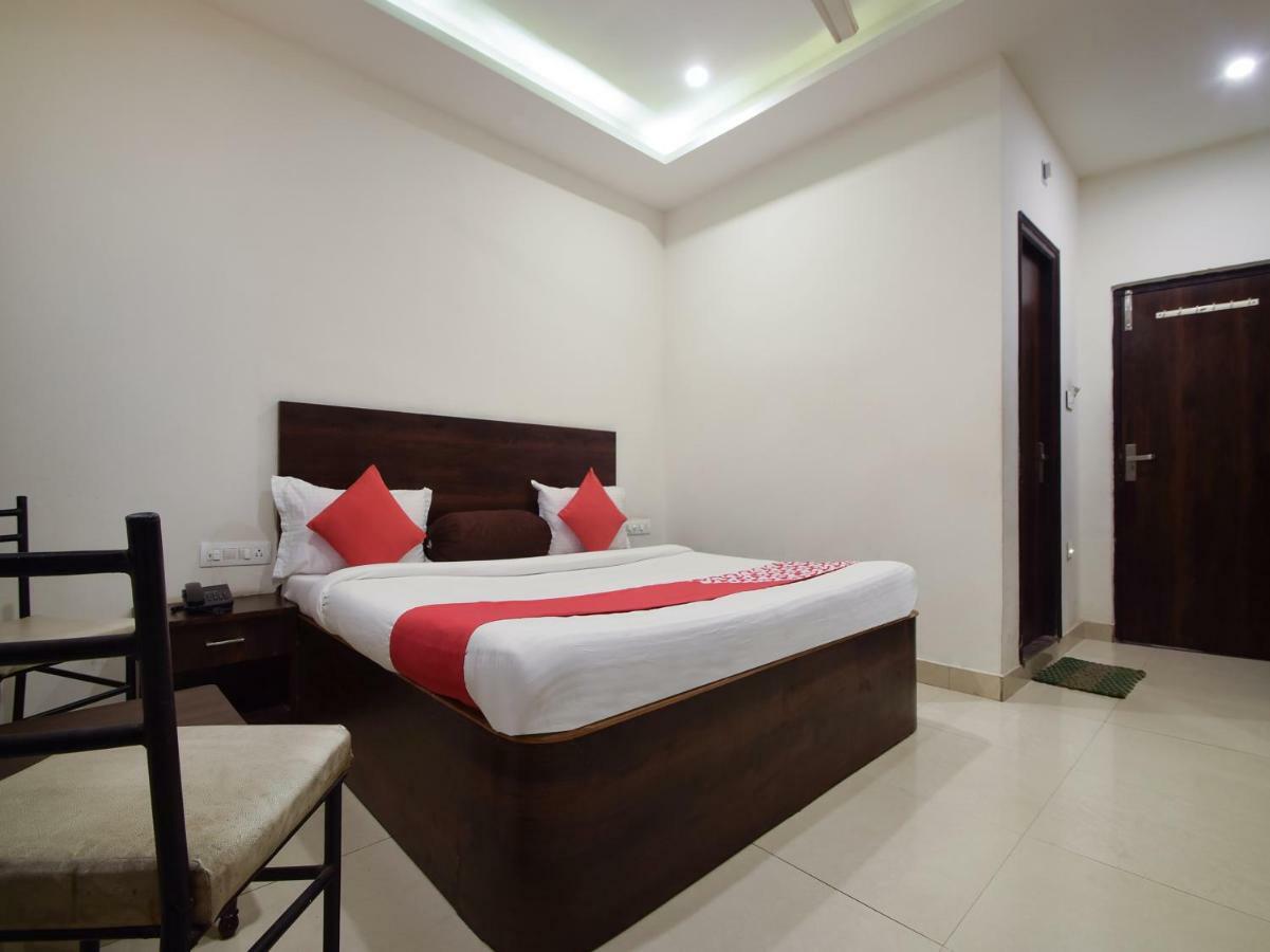 Hotel Krishna Palace Udajpur Exteriér fotografie