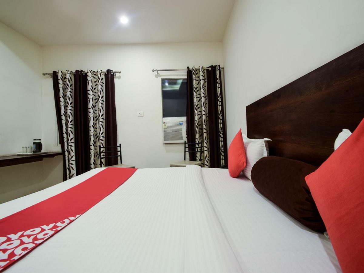 Hotel Krishna Palace Udajpur Exteriér fotografie