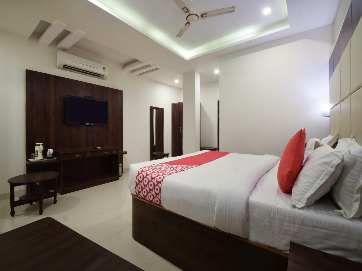 Hotel Krishna Palace Udajpur Exteriér fotografie