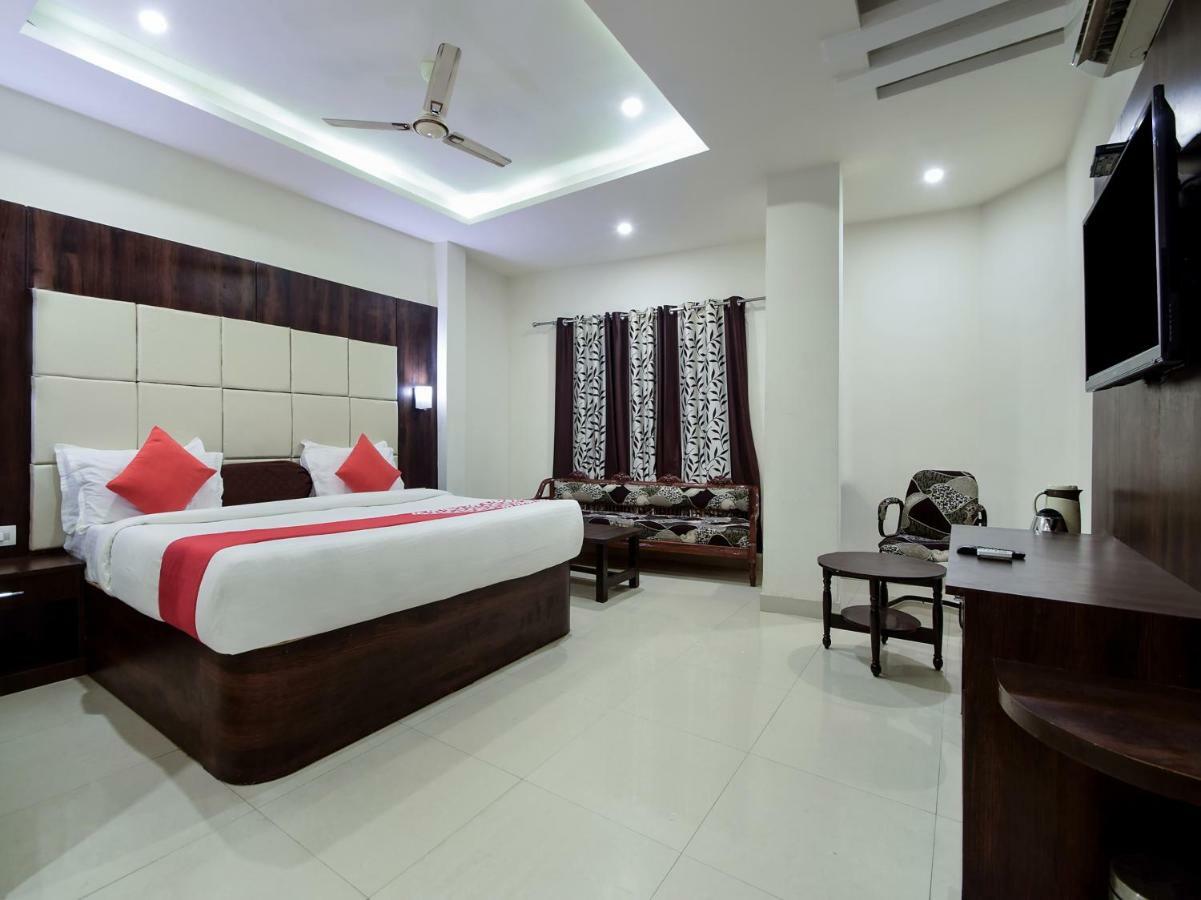 Hotel Krishna Palace Udajpur Exteriér fotografie