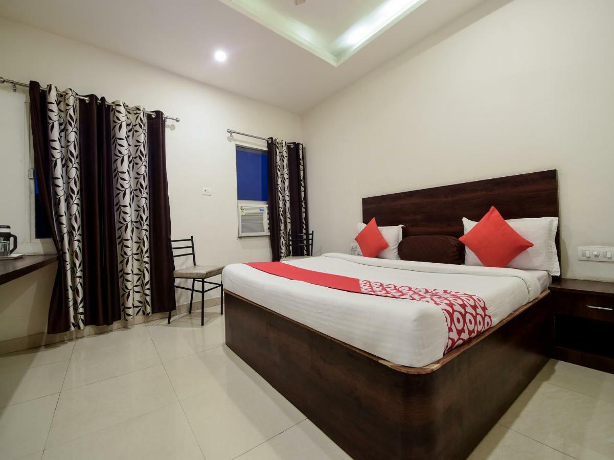 Hotel Krishna Palace Udajpur Exteriér fotografie