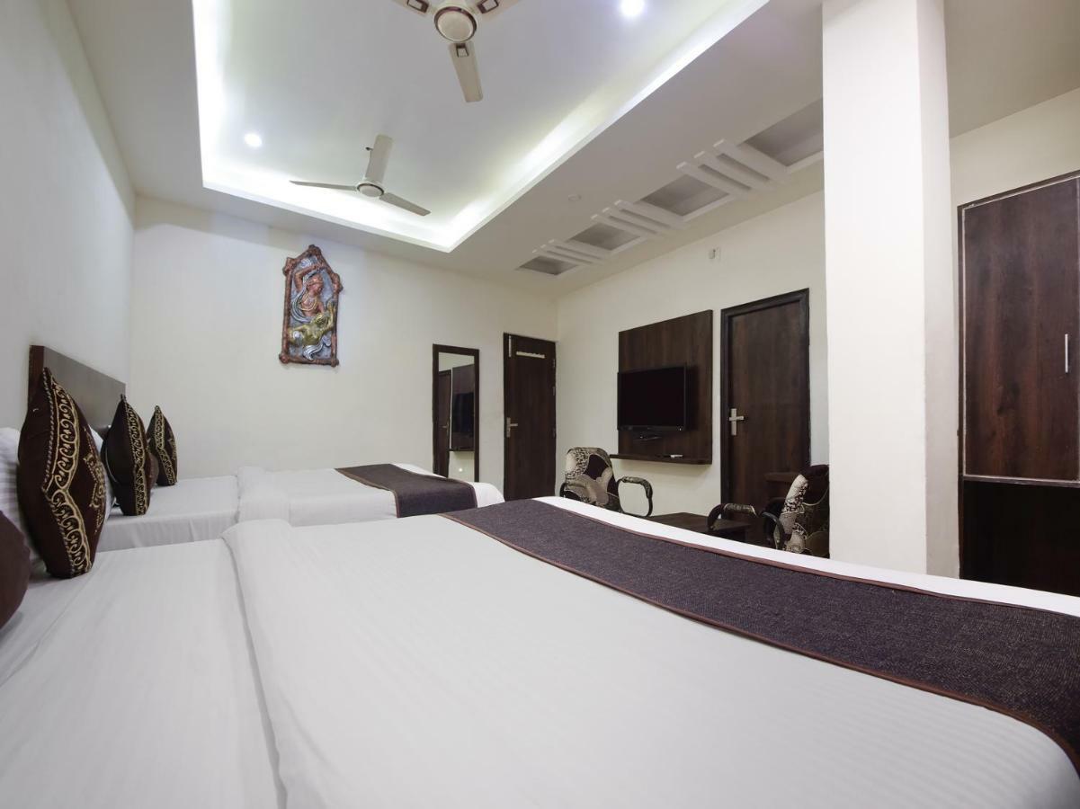 Hotel Krishna Palace Udajpur Exteriér fotografie