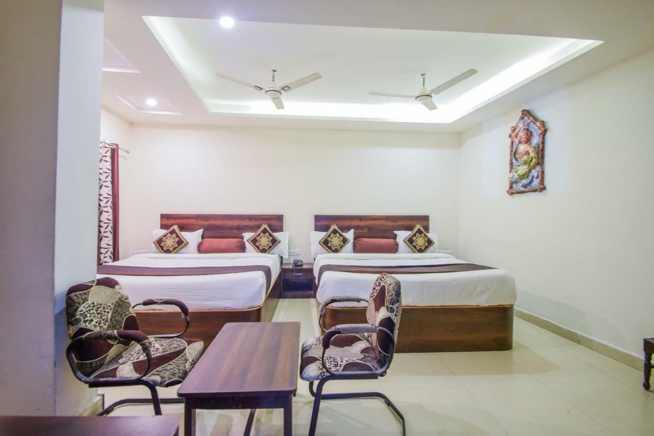 Hotel Krishna Palace Udajpur Exteriér fotografie