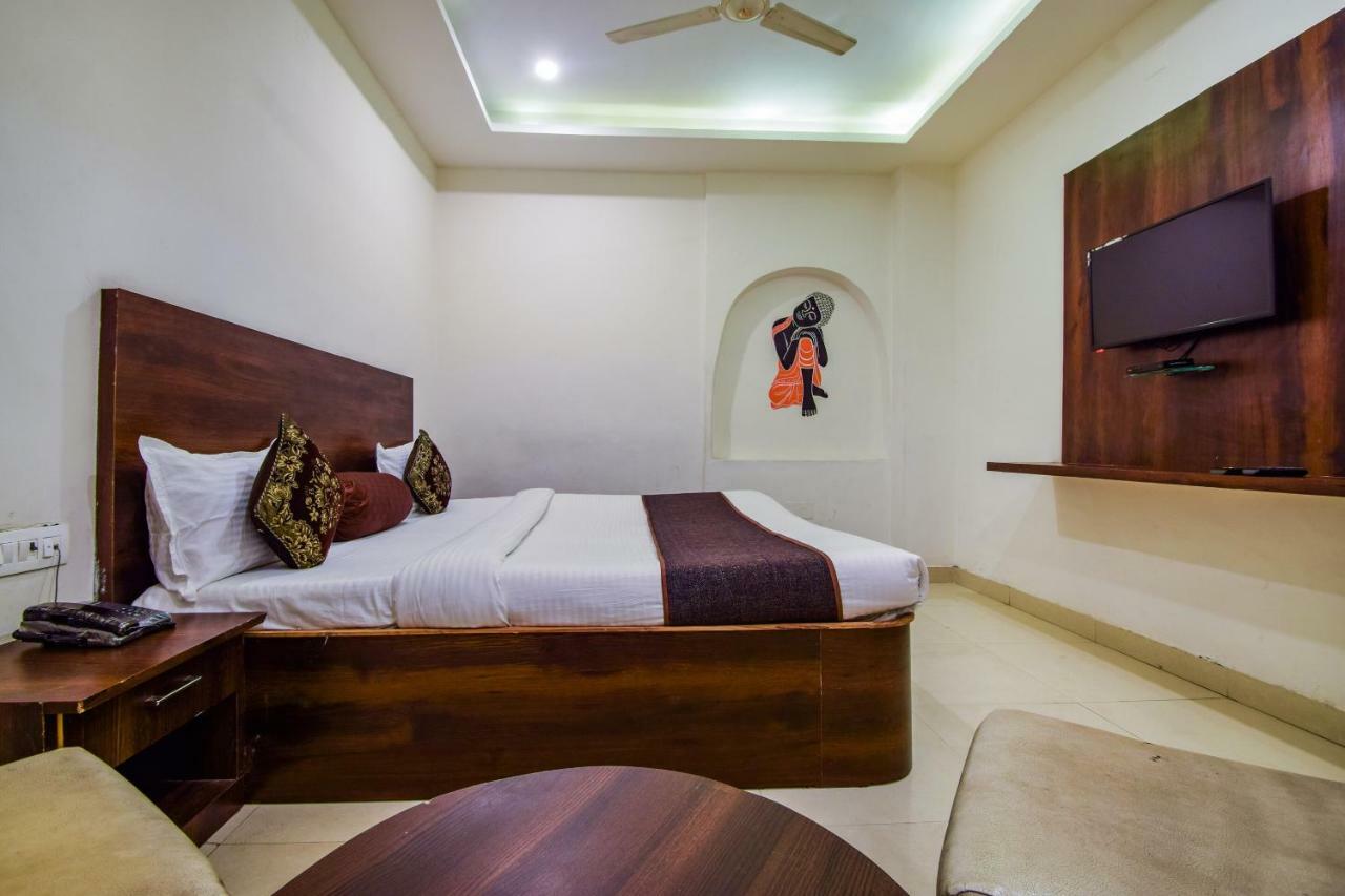 Hotel Krishna Palace Udajpur Exteriér fotografie