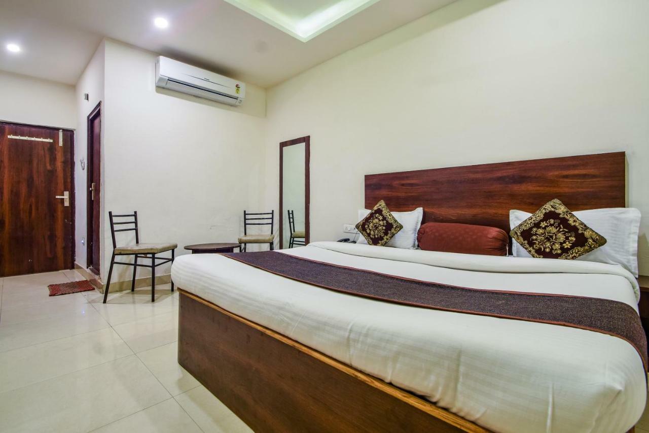 Hotel Krishna Palace Udajpur Exteriér fotografie