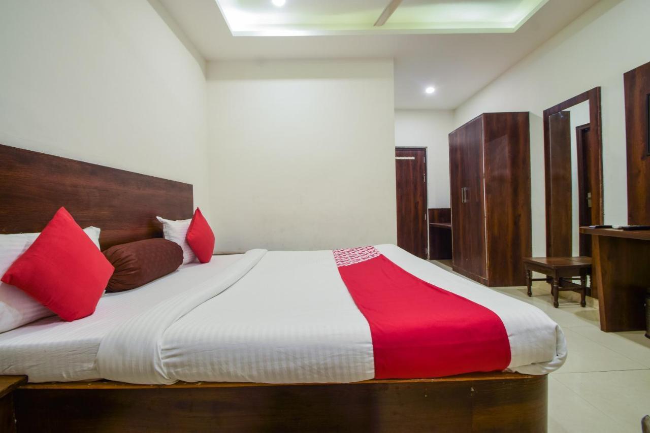 Hotel Krishna Palace Udajpur Exteriér fotografie